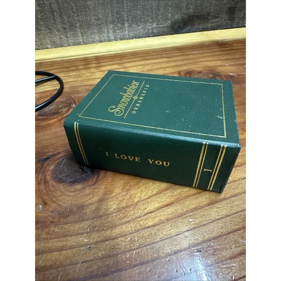 Snowbabies Dept. 56 I Love You Christmas Ornament in box - Picture 4 of 4